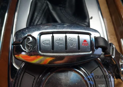 2011 Infiniti Qx56 z USA, uszkodzony, nr VIN JN8AZ2NF8B9501238